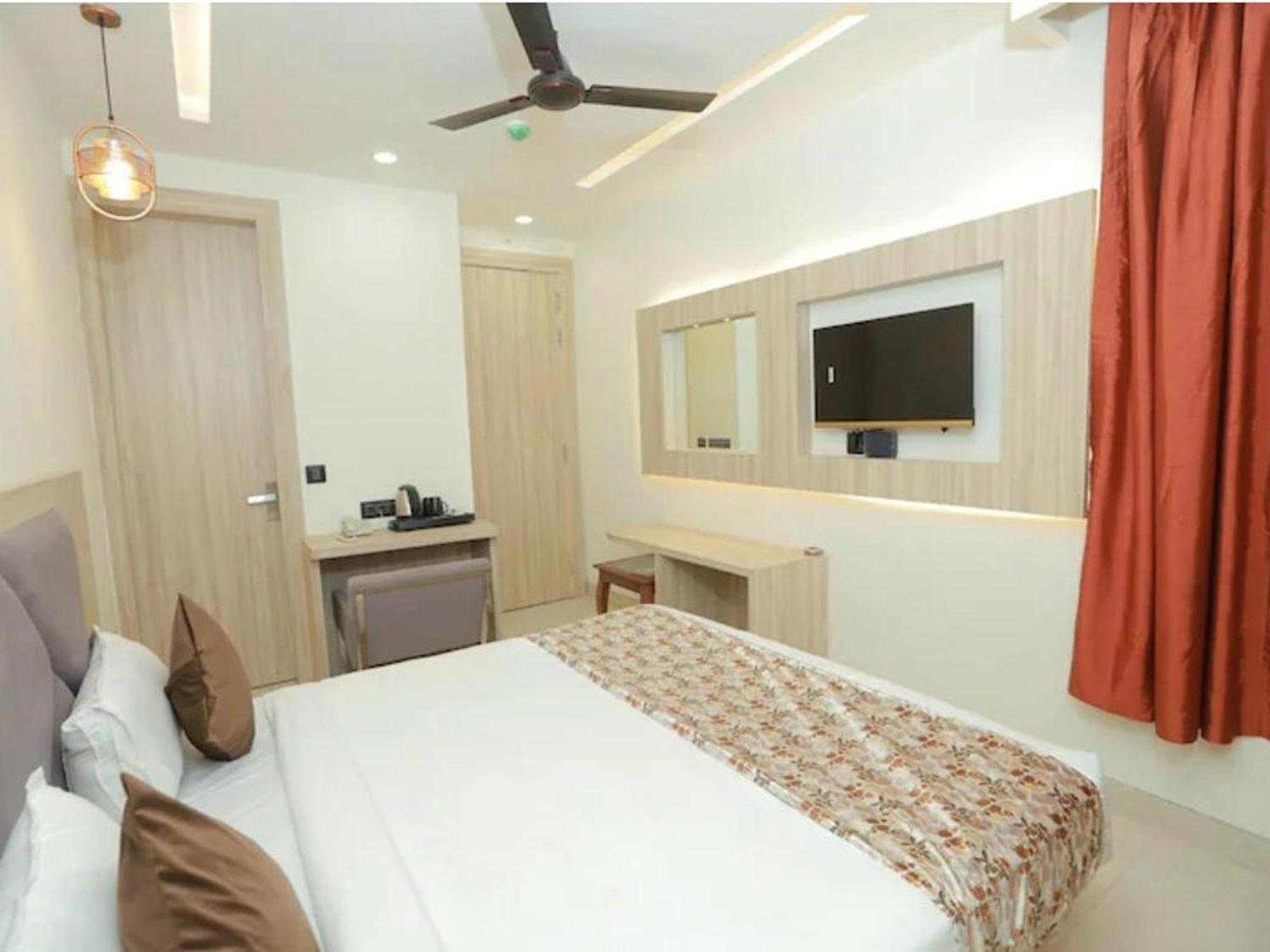 Hotel Vishal Residency, Mahipalpur Near Igi Delhi Airport New Delhi